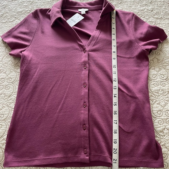 J. Crew Ribbed Button-Up Polo Top - Picture 6 of 6